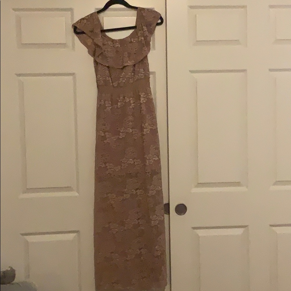 Dusty pink lace dress